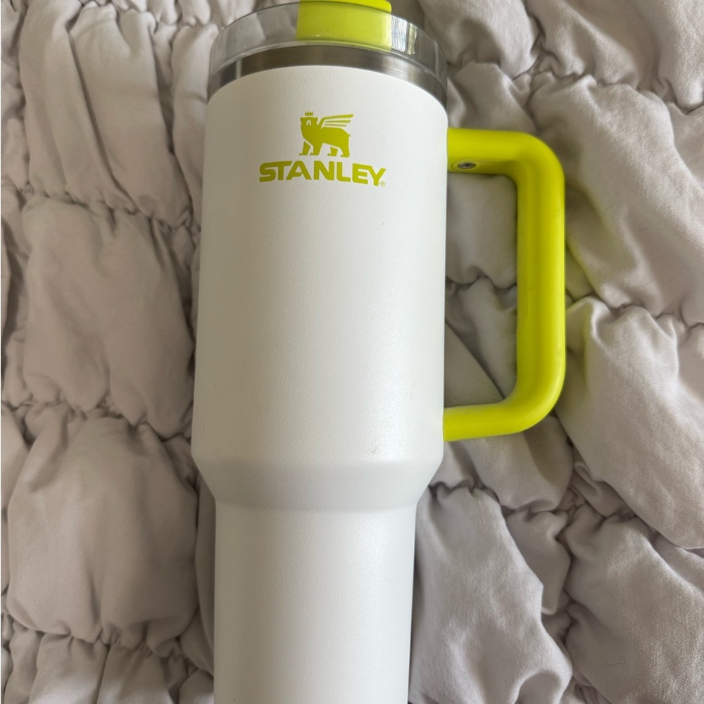 Stanley White Mug with Yellow Accent